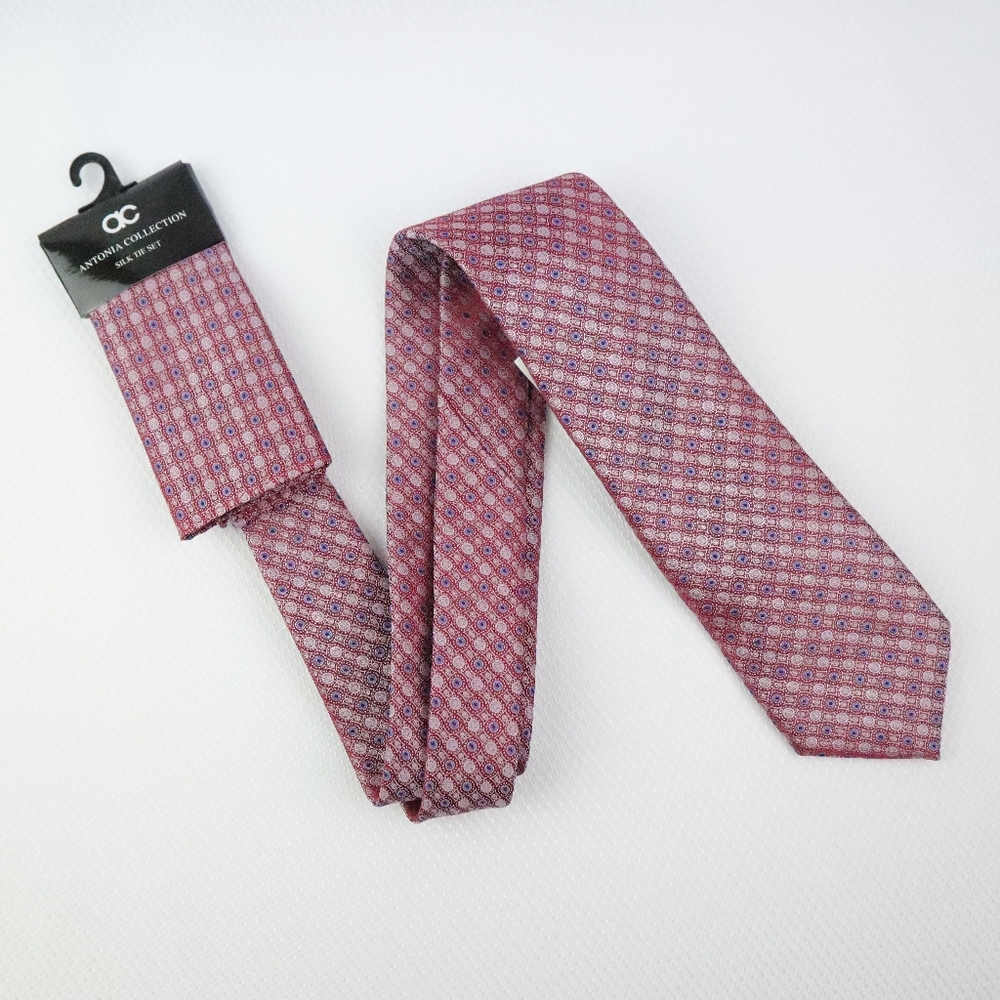 NWT Antonia X-long 62" 100% Silk Tie Set